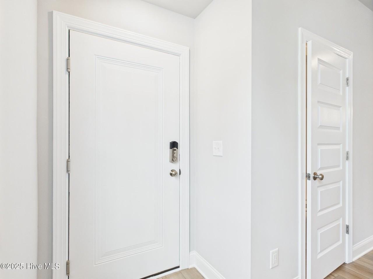 1251 Shaw View Aly Unit 101 #101 - Photo 7 of 47