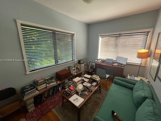 223 Calabria Ave #11 - Photo 7 of 26