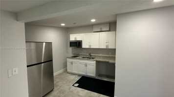 featured image of 408 S 9th St