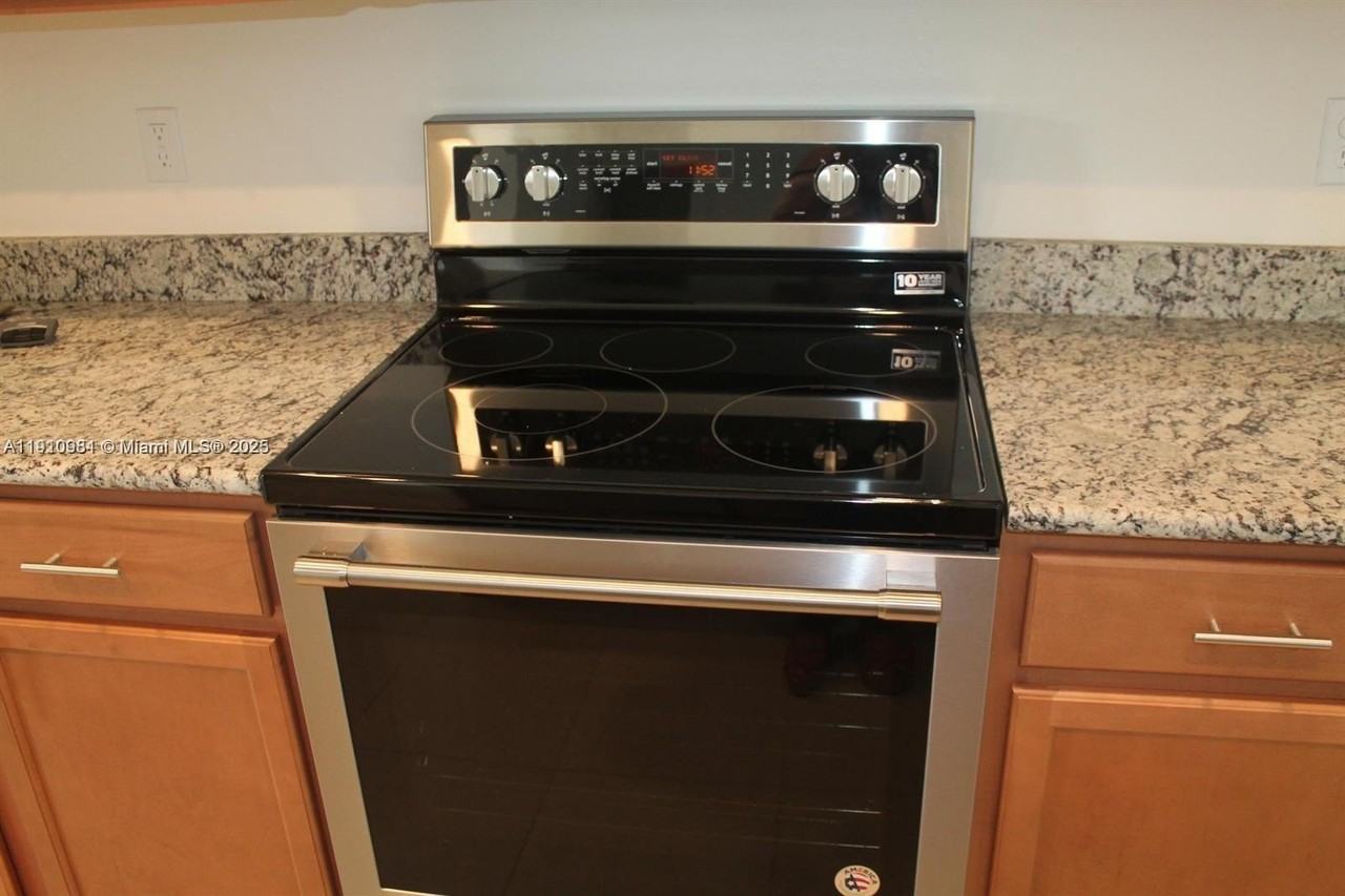 5838 Nw Coosa Dr #0 - Photo 4 of 12