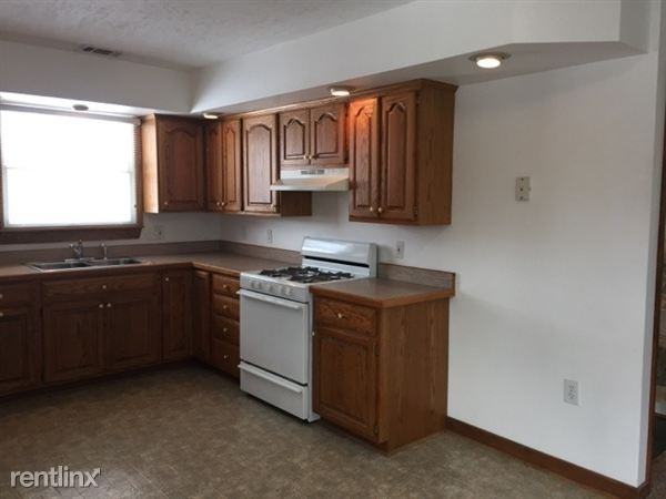 6525 Nixon Rd - Photo 2 of 13