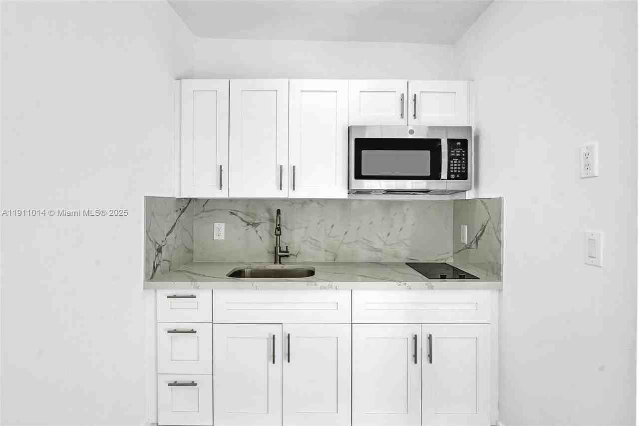 1623 Northwest 16th Terrace #3