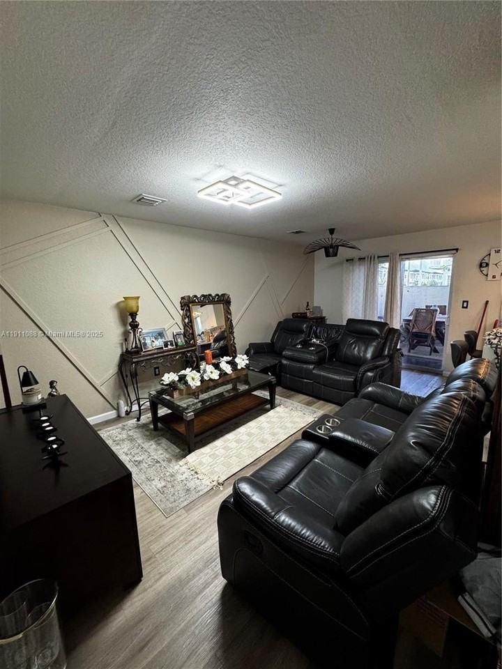 167 Sw 6th Ln - Photo 7 of 19