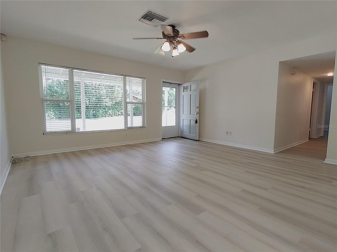 516 Ellsworth St - Photo 4 of 30