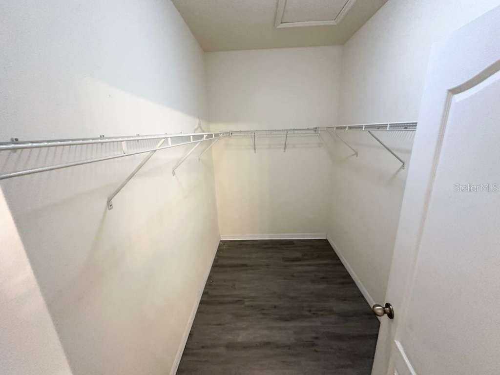 2568 Tanner Terrace - Photo 7 of 12