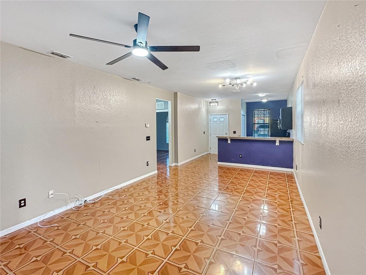 11102 Indian Creek Dr - Photo 5 of 18