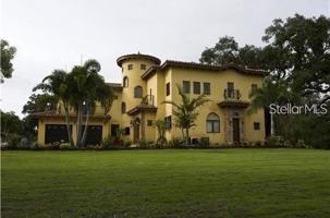 featured image of 1953 Freedom Dr