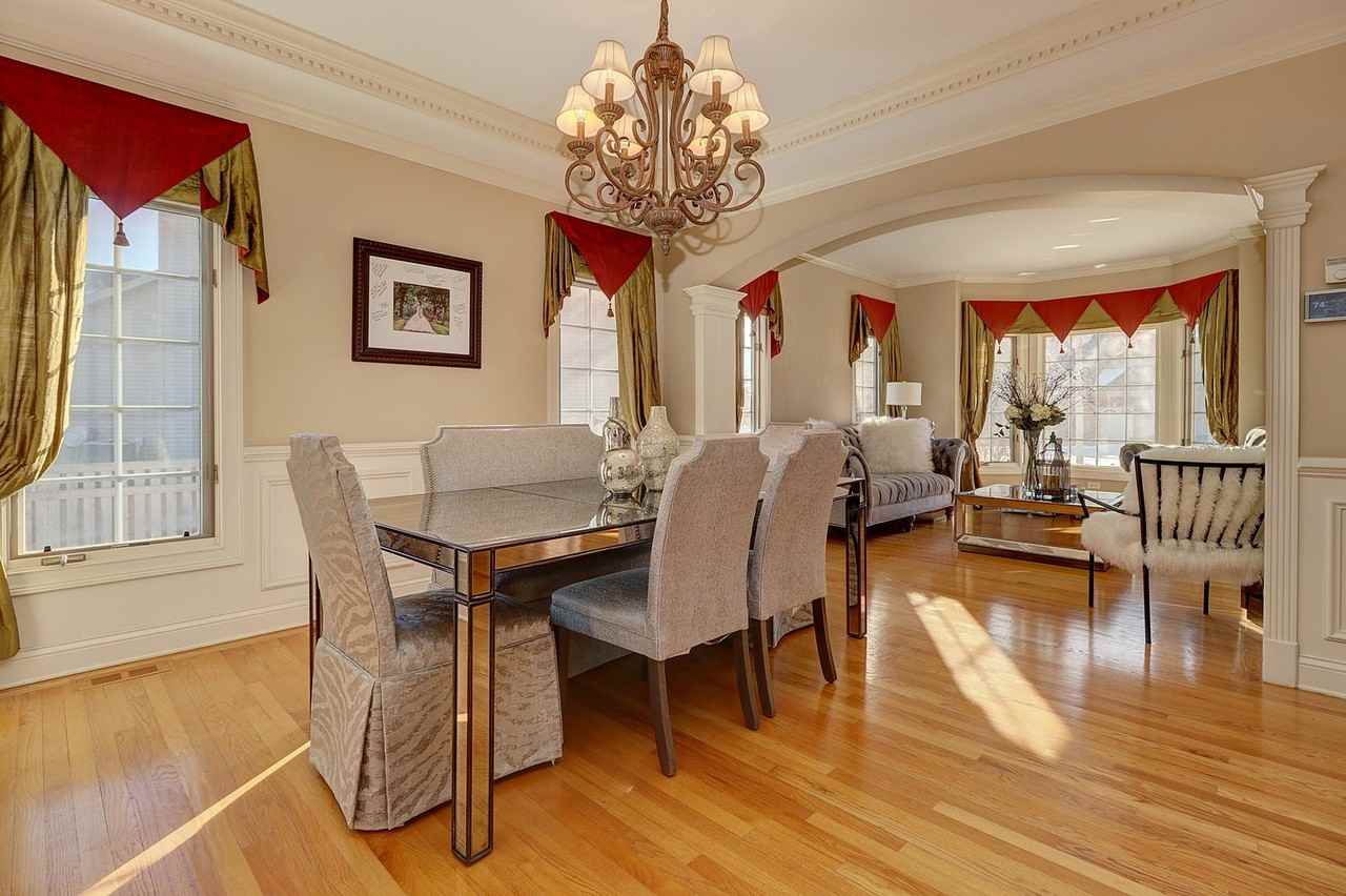 26025 Whispering Woods Cir - Photo 6 of 43