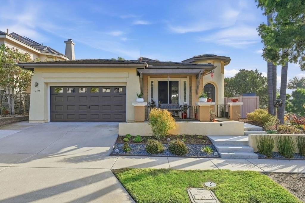 1109 Hampton Ct - Photo 2 of 40