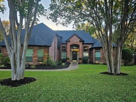 804 Shorecrest Dr - Photo 1 of 1