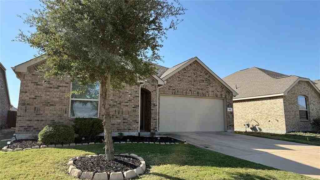 813 Evergreen St - Photo 5 of 29