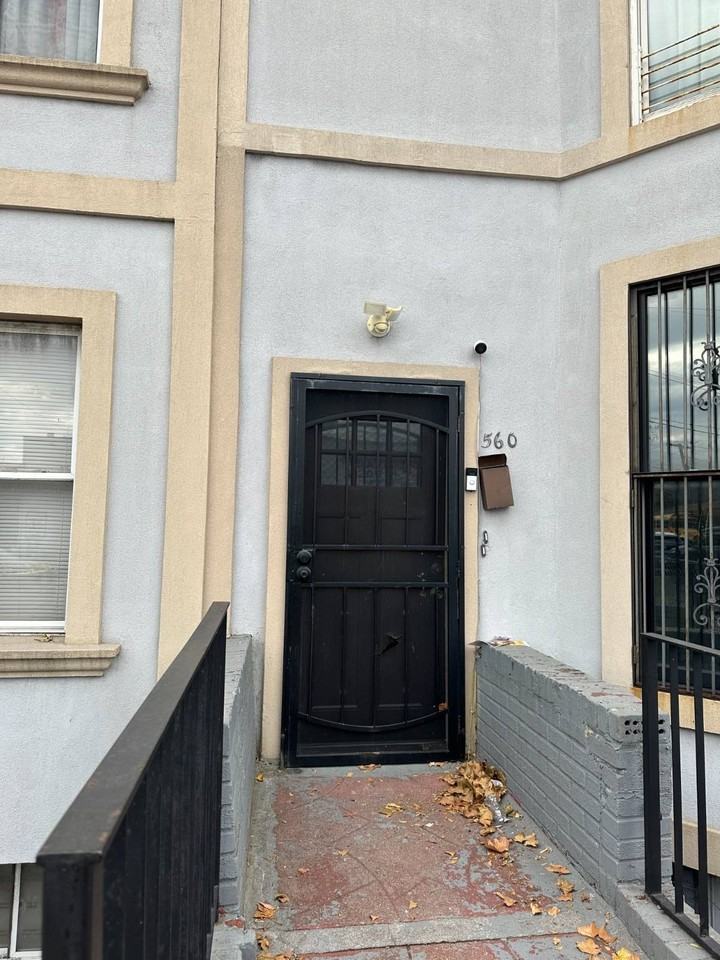 560 Fountain Ave #1 - Photo 2 of 14