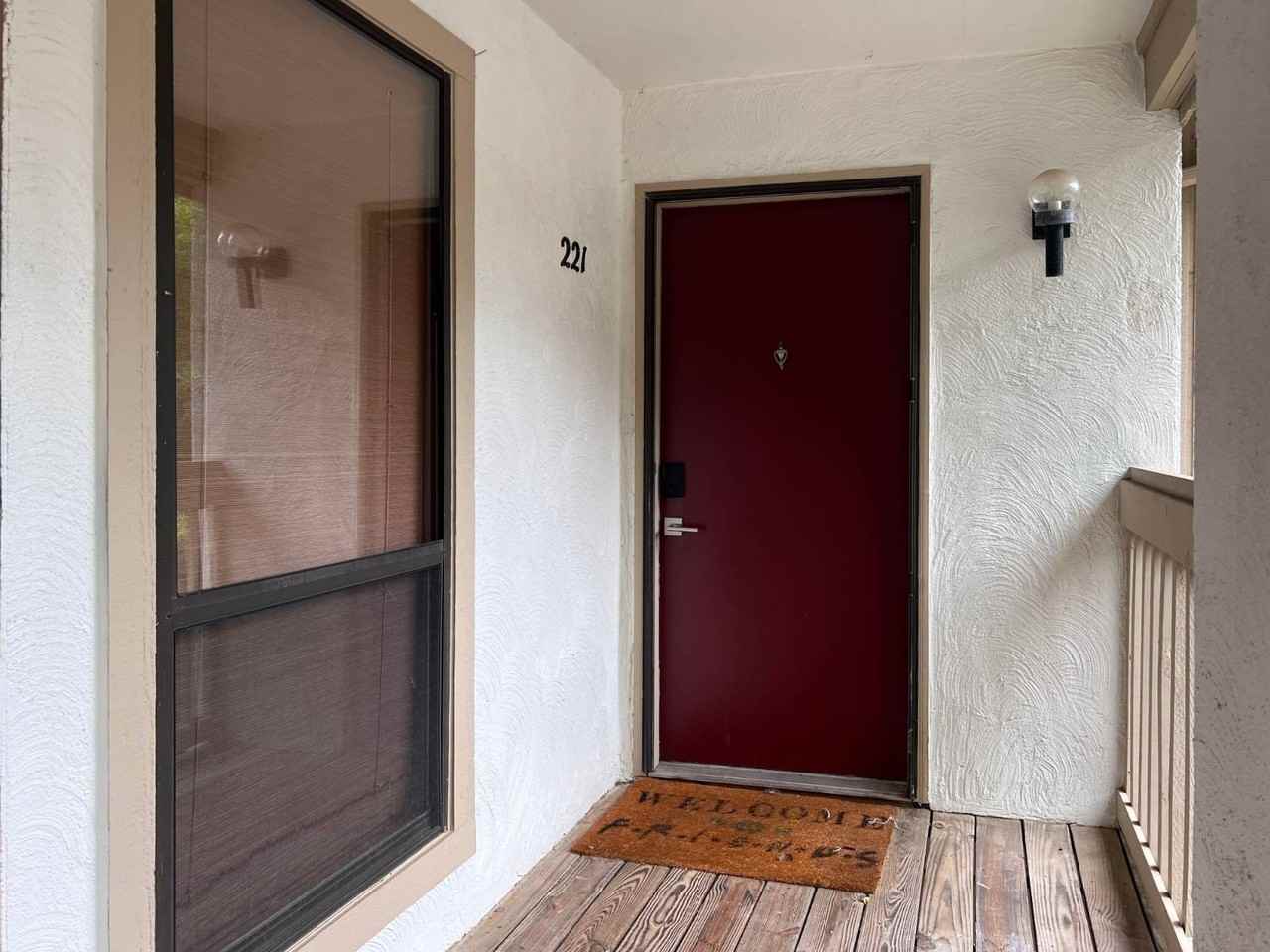 221 221 New Kent Place - Photo 4 of 31