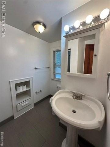 122 W Houstonia Ave - Photo 7 of 30