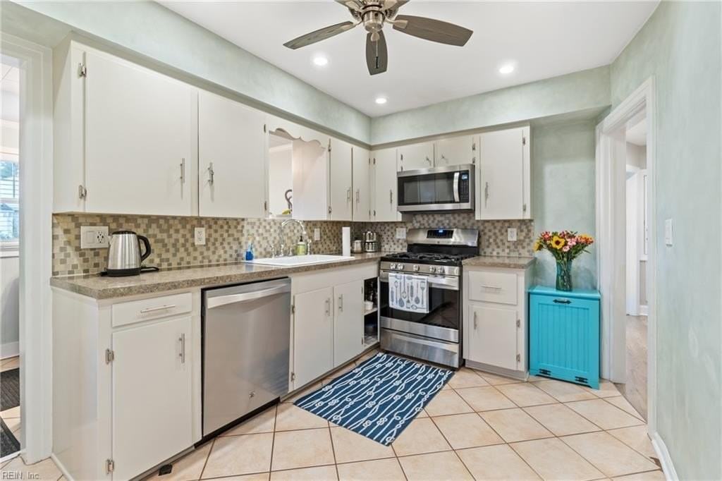 405 Farrell St #C - Photo 6 of 16