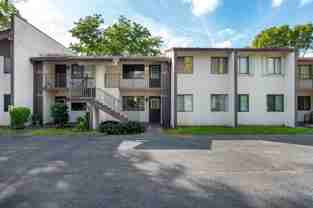 153 W Laurel Dr #1003 - Photo 1 of 1