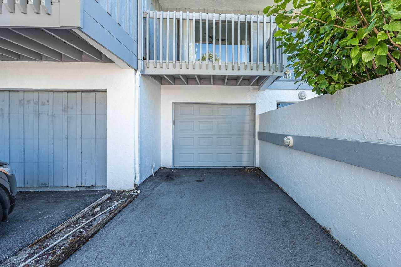 2936 Florida Blvd - Photo 3 of 41