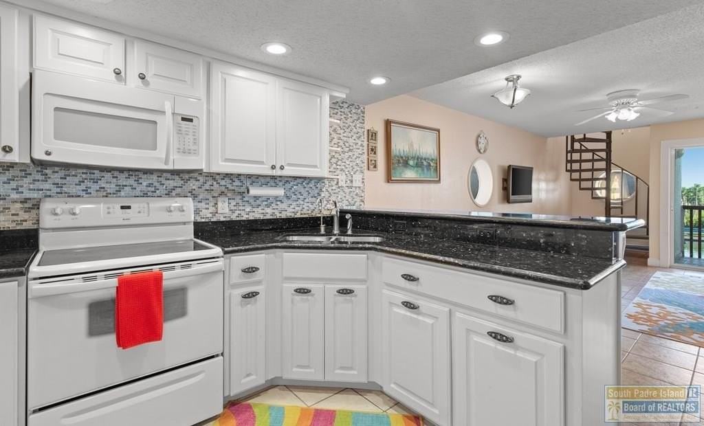 6201 Padre Blvd - Photo 4 of 29