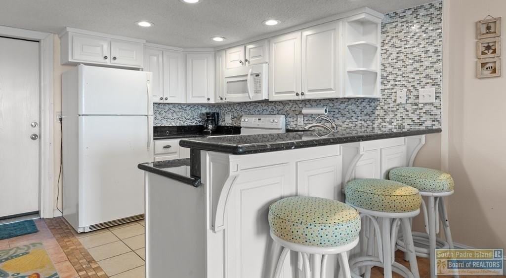 6201 Padre Blvd - Photo 5 of 29