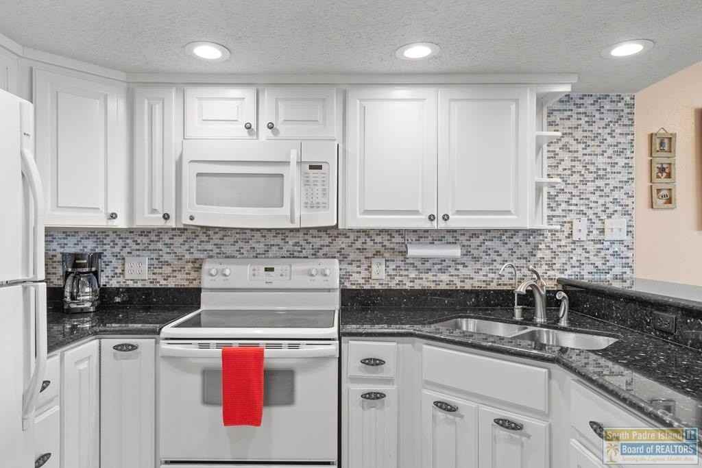 6201 Padre Blvd - Photo 7 of 29