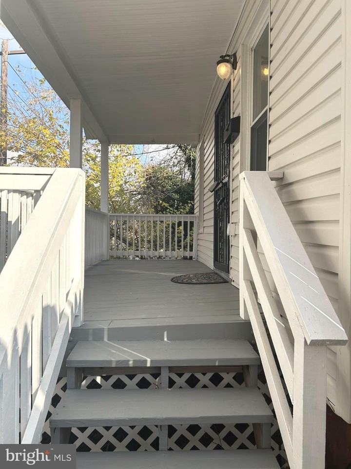 4731 Sheriff Rd Ne - Photo 2 of 34