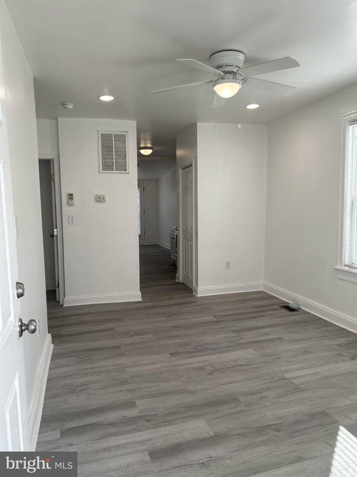 4731 Sheriff Rd Ne - Photo 7 of 34