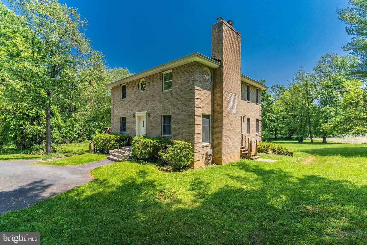 9201 Harrington Dr Unit A #A - Photo 2 of 18