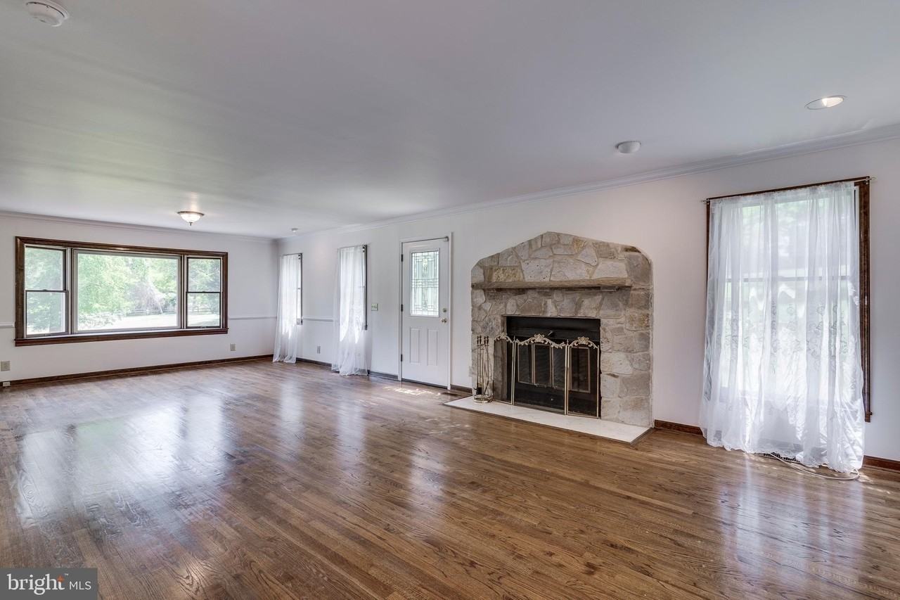 9201 Harrington Dr Unit A #A - Photo 6 of 18