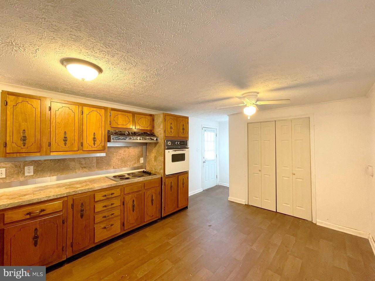 47463 Southampton Drive - Photo 5 of 16