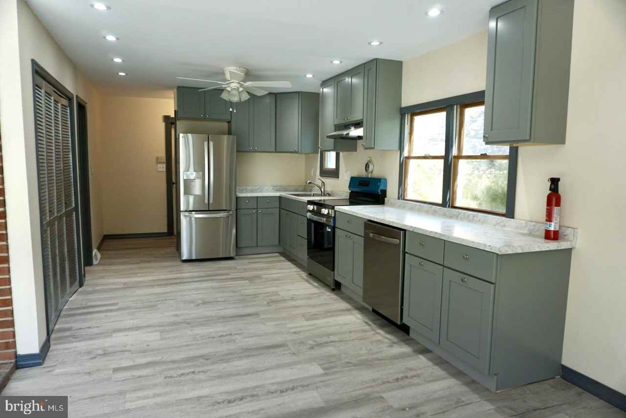 642 Stow Creek Rd - Photo 2 of 25