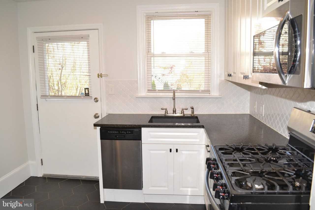 123 South Matlack Street - Photo 5 of 25