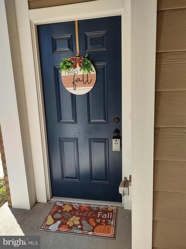 13660 Endeavour Dr Unit 20c #20C - Photo 5 of 35