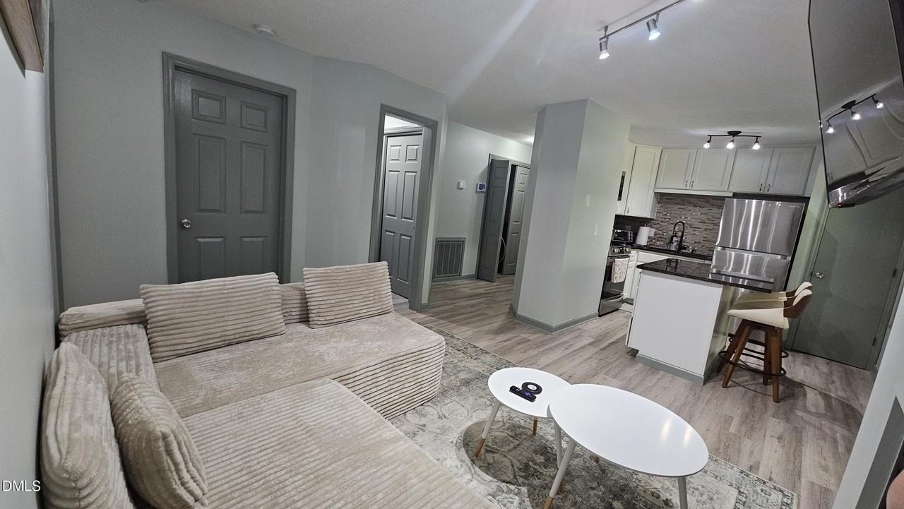 503 Gosgooseneck Dr unit: B2 #B2 - Photo 6 of 34