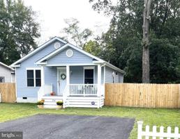 featured image of 216 5th St