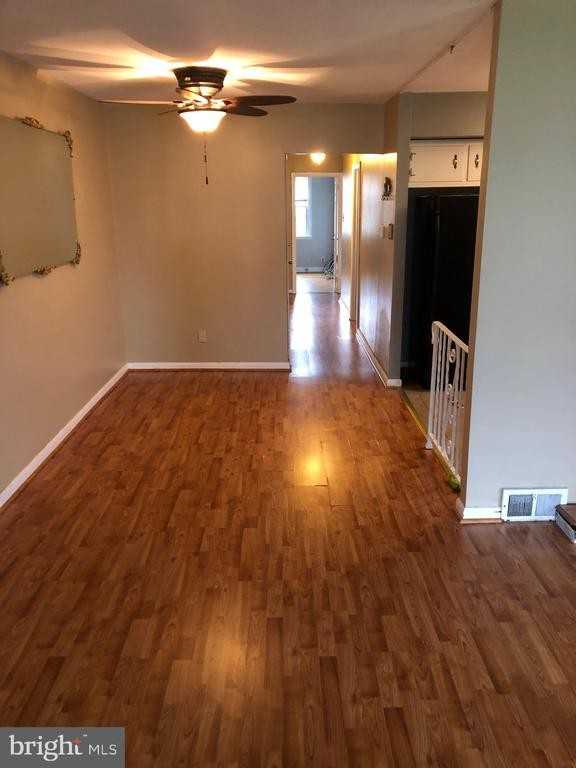 8550 Tolbut Street - Photo 5 of 22