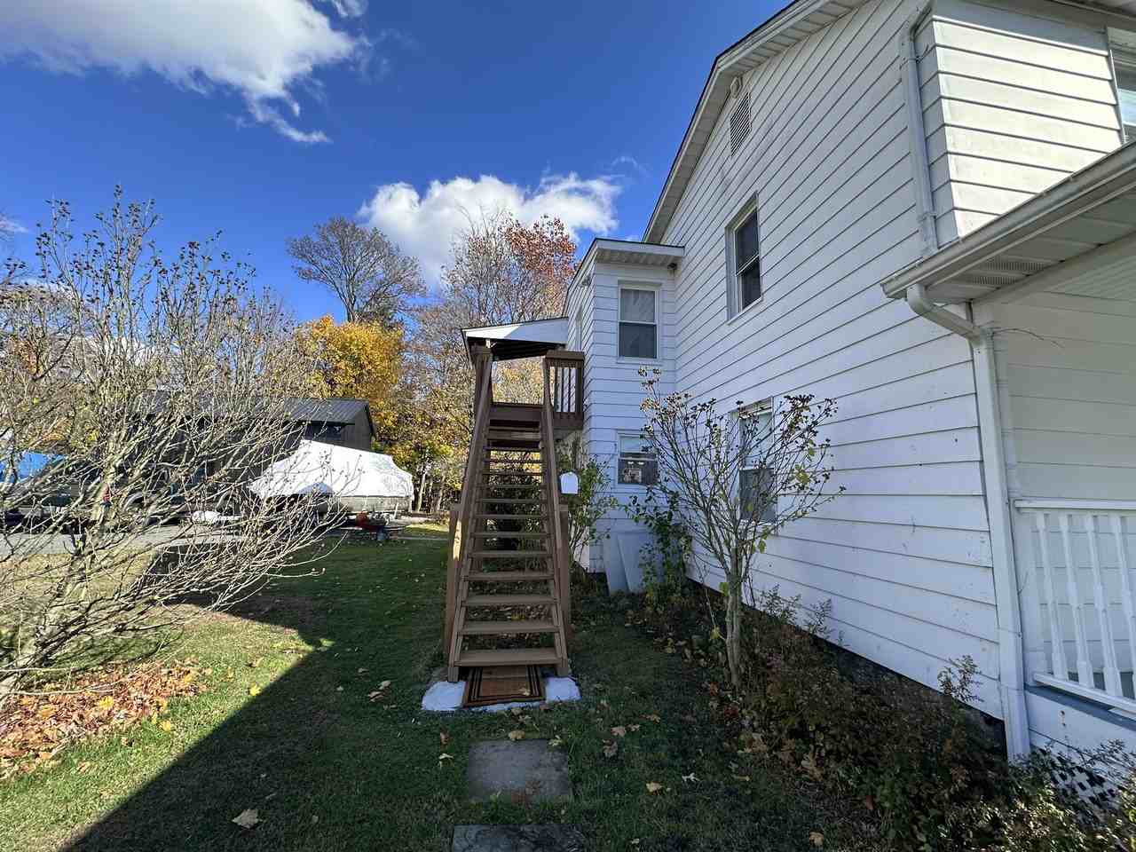 376 S Main St - Photo 2 of 18