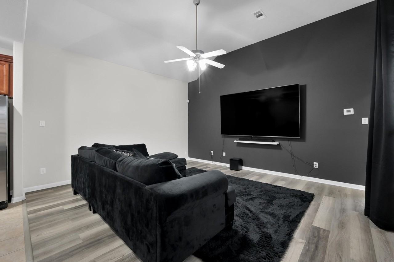 3607 Cedar Flats Lane - Photo 5 of 47