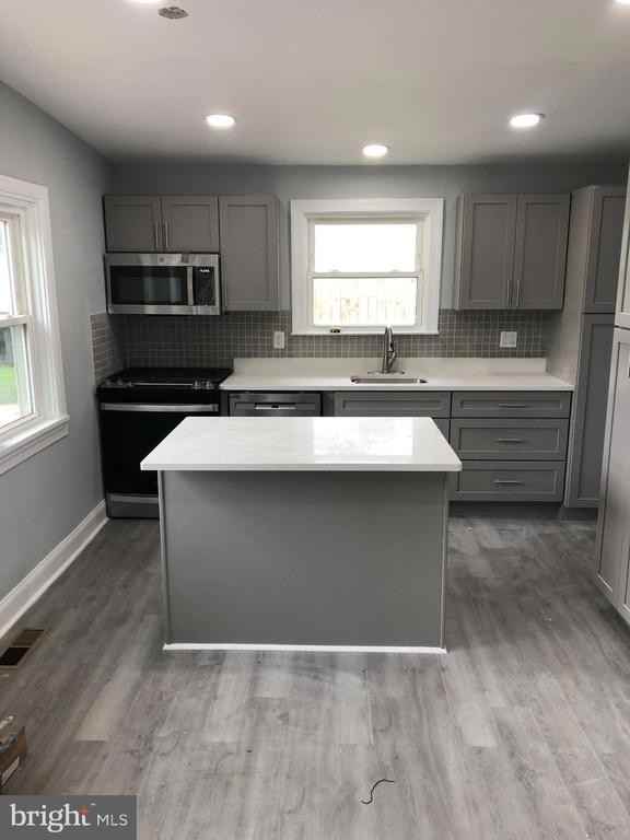 1106 Grant Ave - Photo 3 of 14