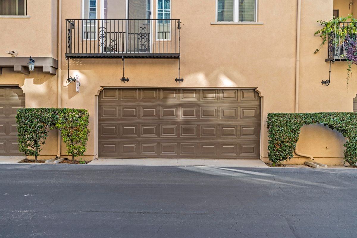 4437 Owens St - Photo 5 of 32