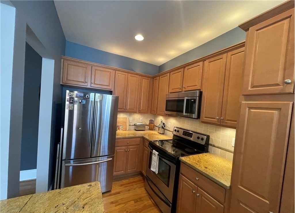 3105 Patterson Ave - Photo 3 of 7