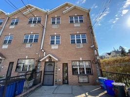 featured image of 3756 Barnes Ave