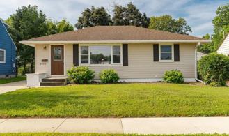 2010 16 1/2 St Nw - Photo 1 of 1