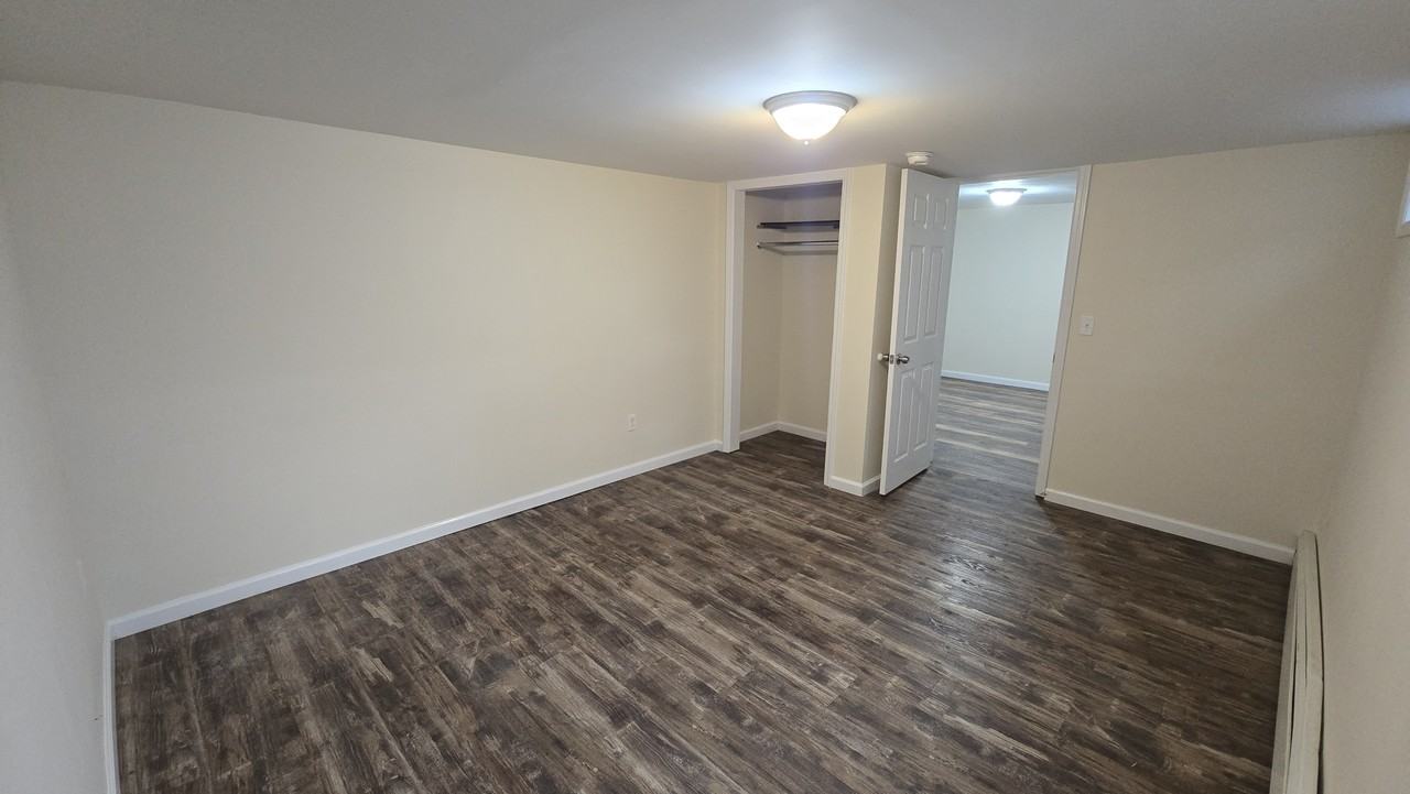 11 Center St Apt 1 #NA - Photo 2 of 6