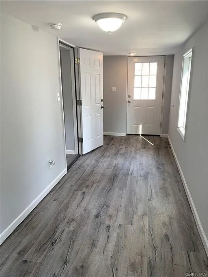 11 Center St Apt 1 #NA - Photo 6 of 6