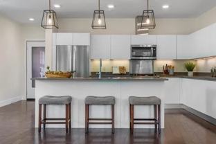 218 W Kingsley St #409 - Photo 1 of 1