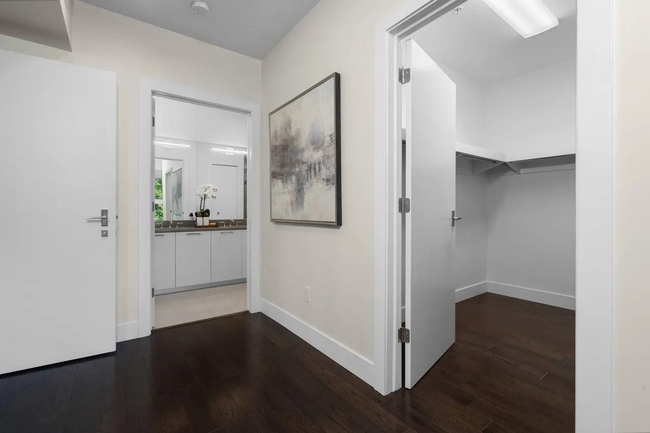 218 W Kingsley St #409 - Photo 3 of 28