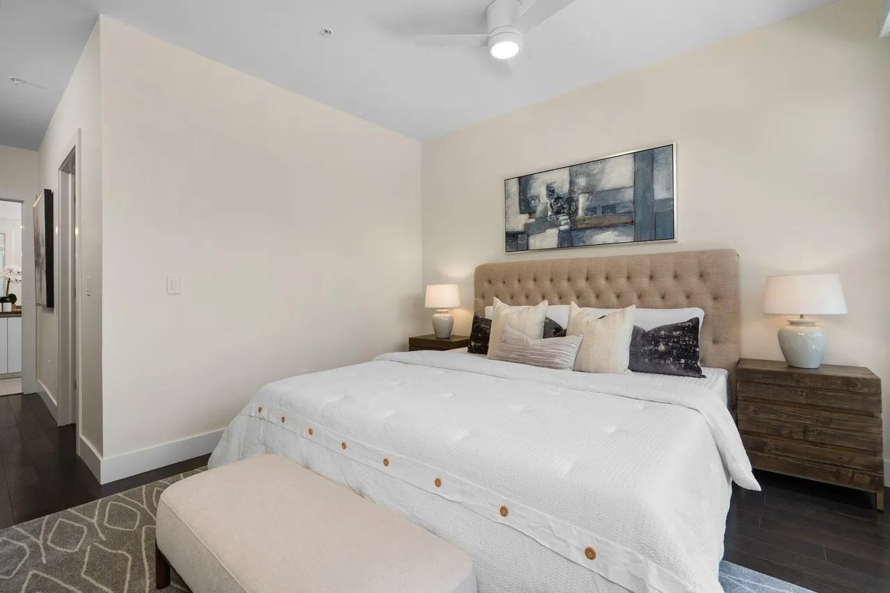 218 W Kingsley St #409 - Photo 5 of 28