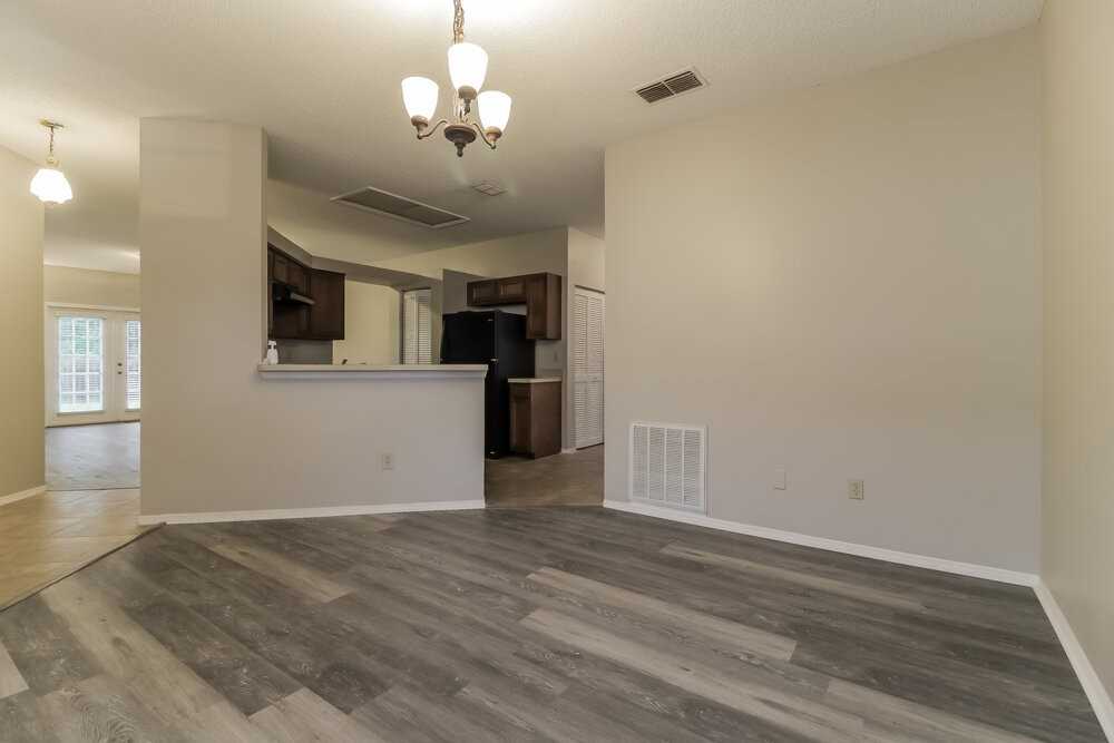 336 Cello Cir - Photo 6 of 16