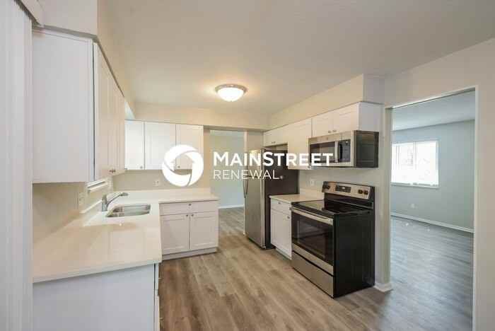 5821 W 111th Ave - Photo 6 of 18