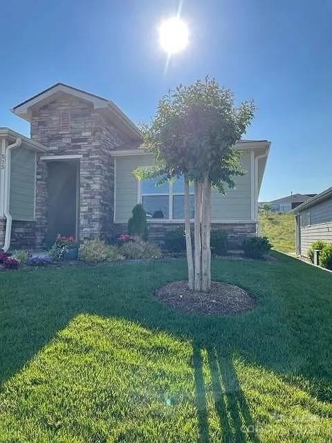 515 Bowline Dr - Photo 2 of 25